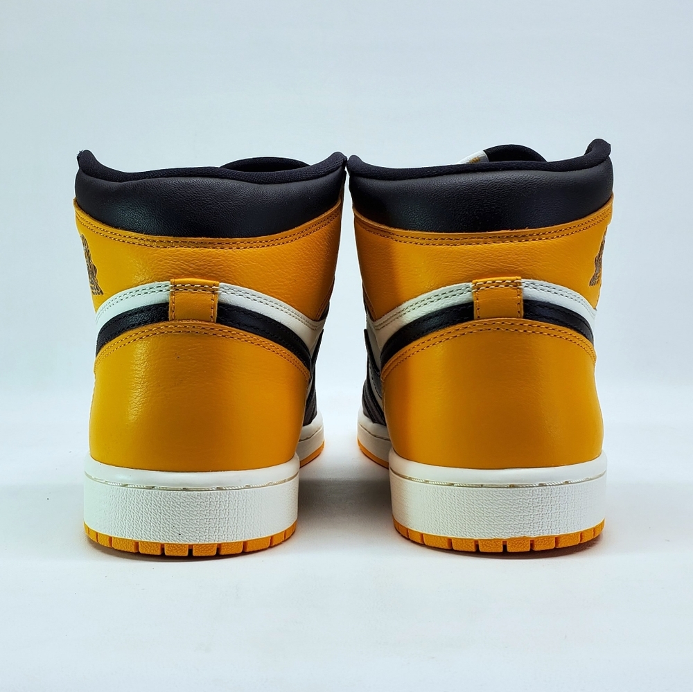 Air Jordan Retro 1 High - Picture 5 of 12